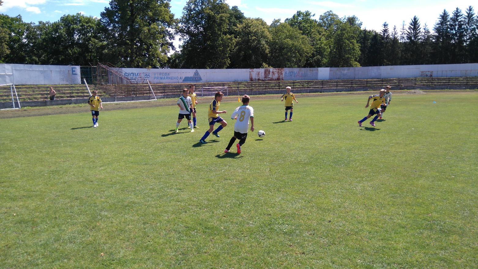 obr: U12 v príprave s FC Baník HN
